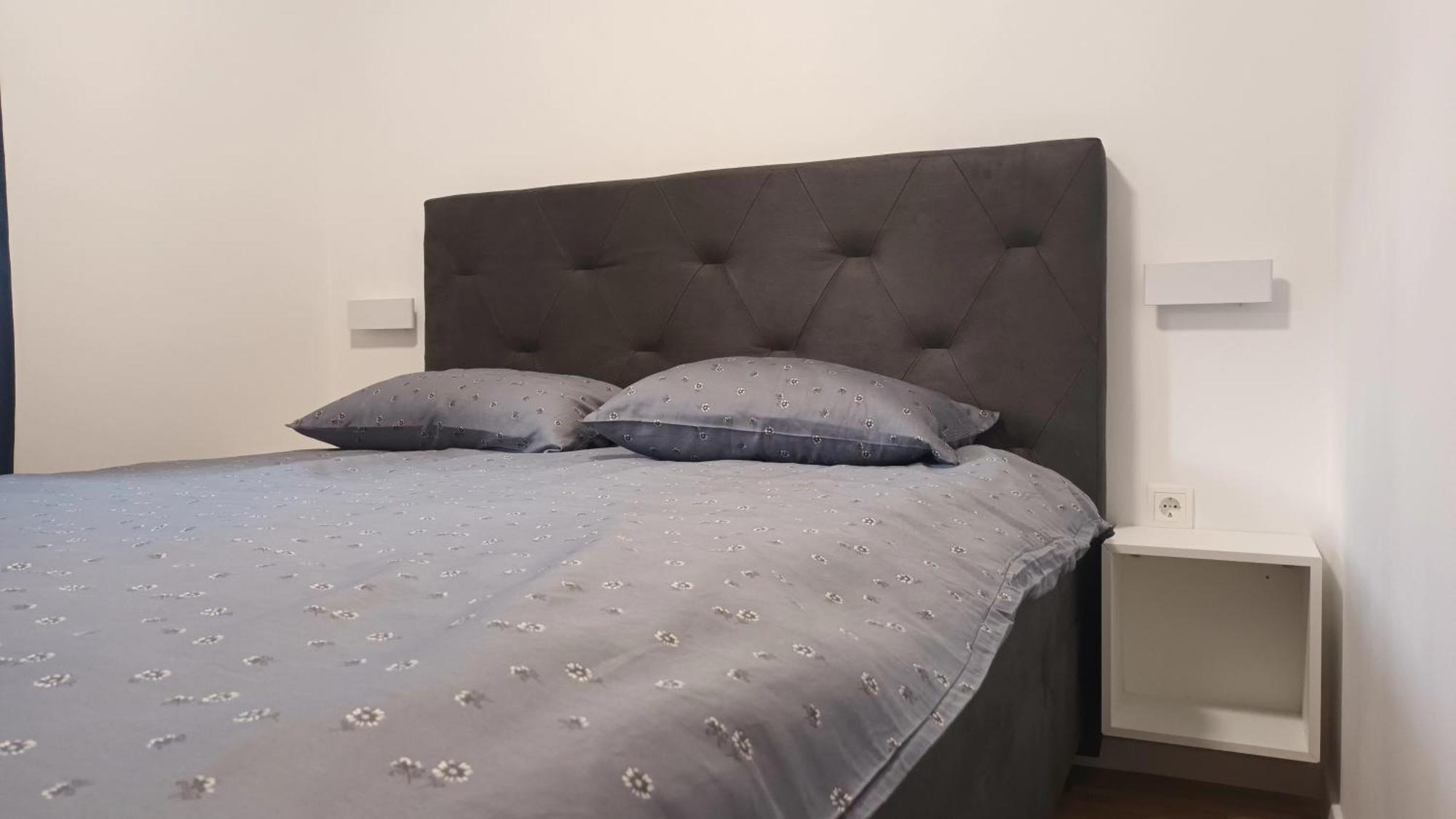 Apartman Sandra -Private Parking And Garden Zadar Exterior photo