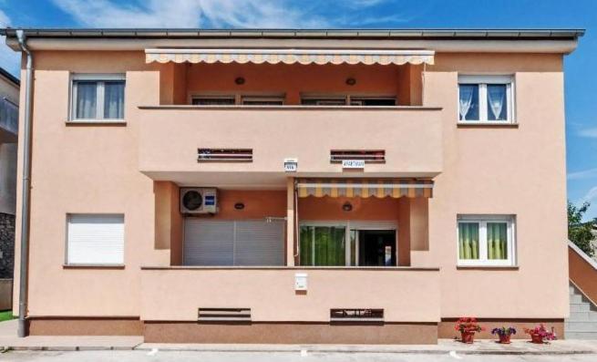 Apartman Sandra -Private Parking And Garden Zadar Exterior photo