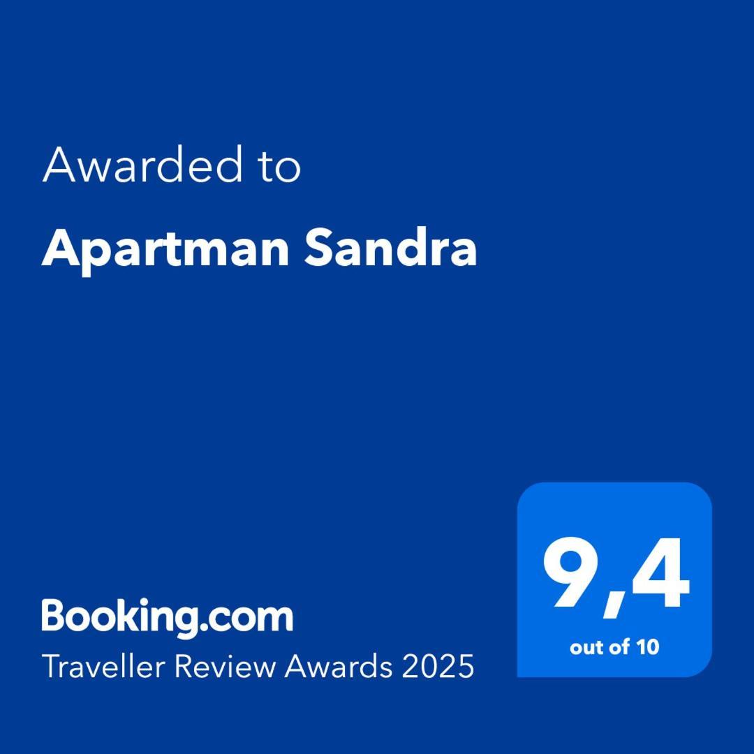 Apartman Sandra -Private Parking And Garden Zadar Exterior photo